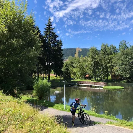 아파트 & Fichtelberger Blick