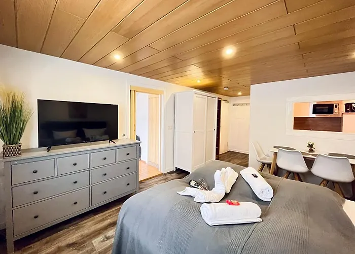 & Fichtelberger Blick * Oberwiesenthal